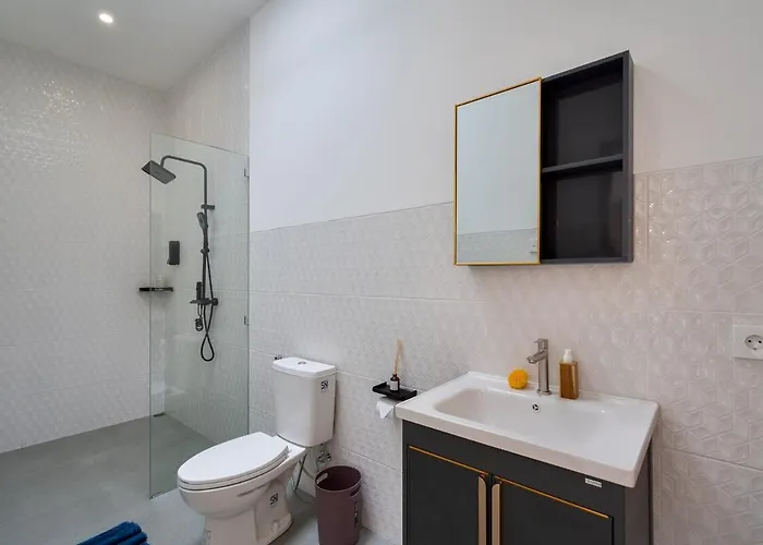 Artsya - New &modern 2br Tropical Canggu Private Pool * Dalung (Bali)