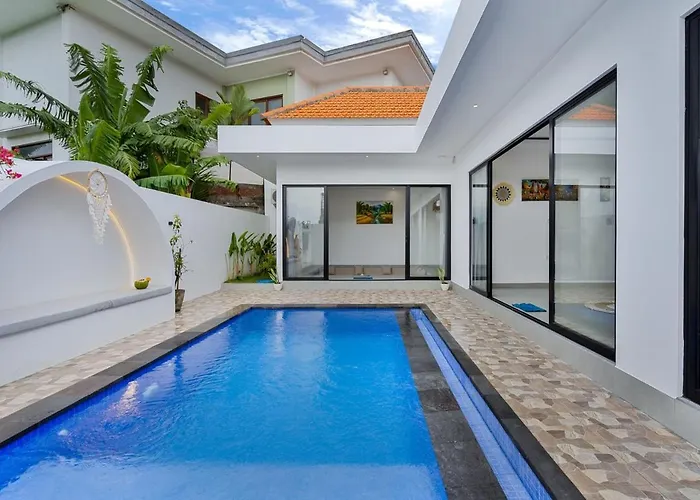 Artsya - New &modern 2br Tropical Canggu Private Pool
