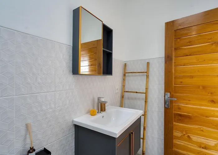 Artsya - New &modern 2br Tropical Canggu Private Pool *
