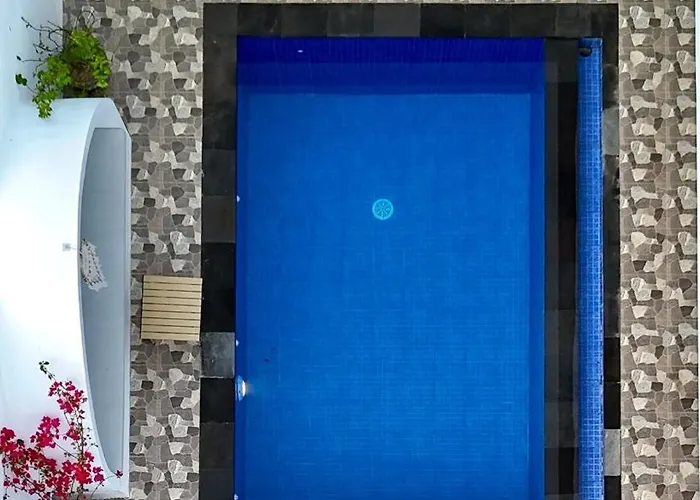 Artsya - New &modern 2br Tropical Canggu Private Pool * Dalung (Bali)